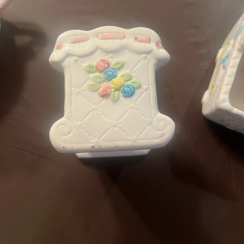 Charming Baby Shower Ceramic Set - White and Pink